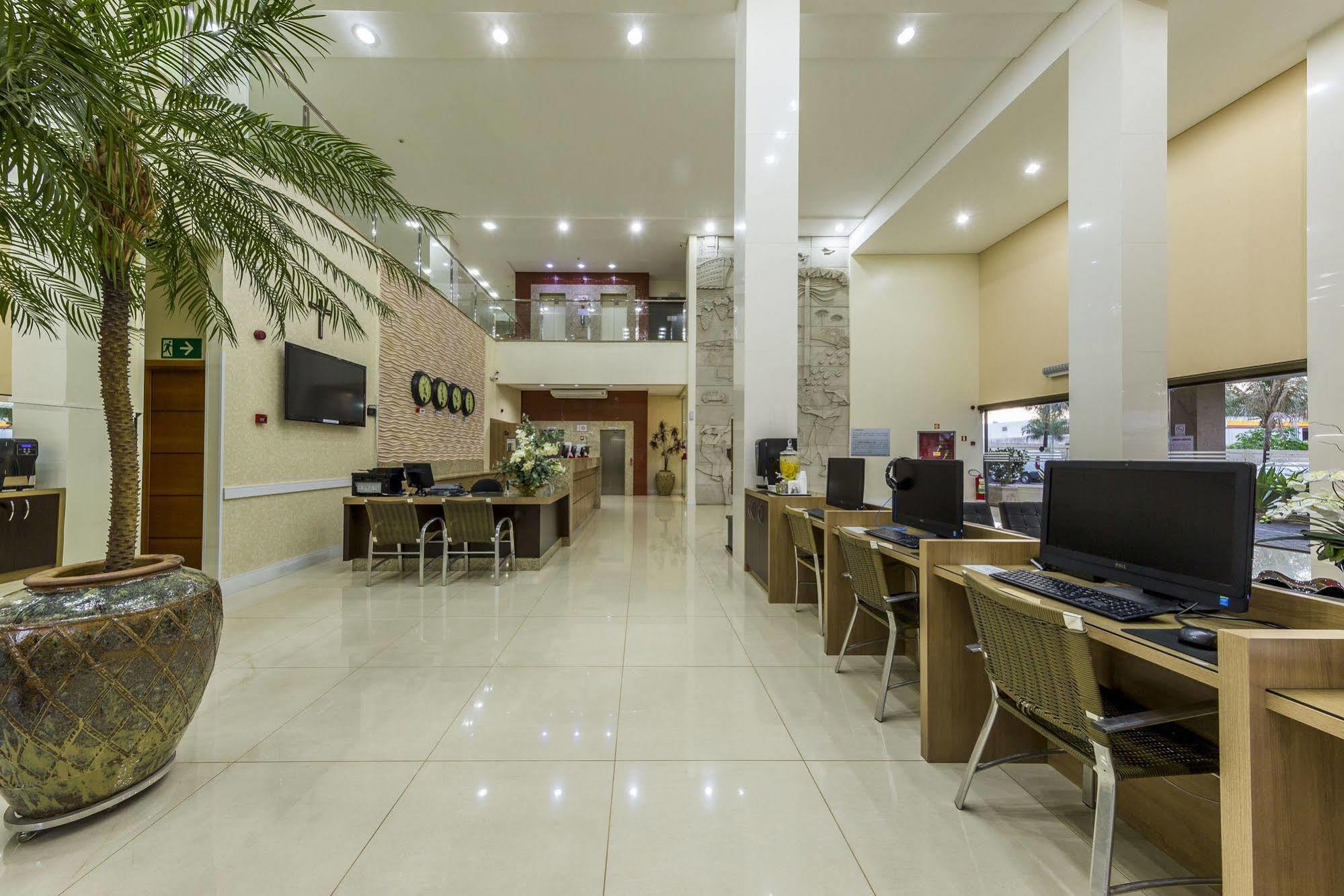 Hotel Thomasi Express Maringá Exteriér fotografie