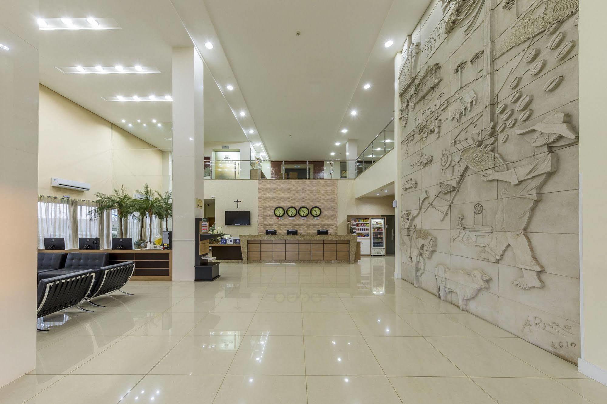 Hotel Thomasi Express Maringá Exteriér fotografie
